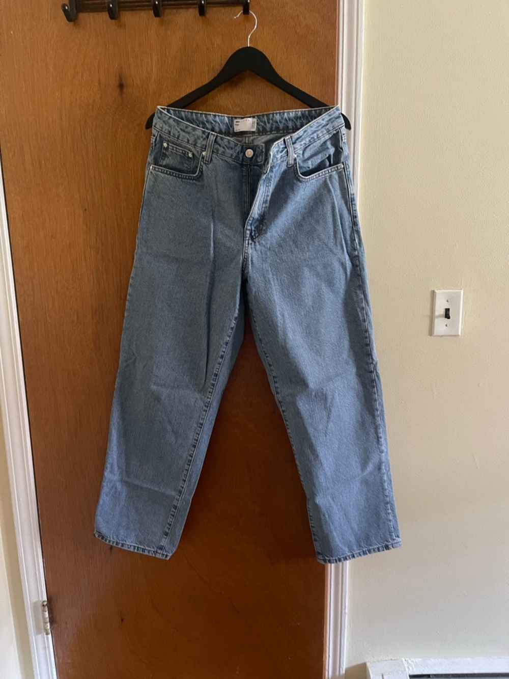 ASOS baggy blue jeans, unisex size 32x30